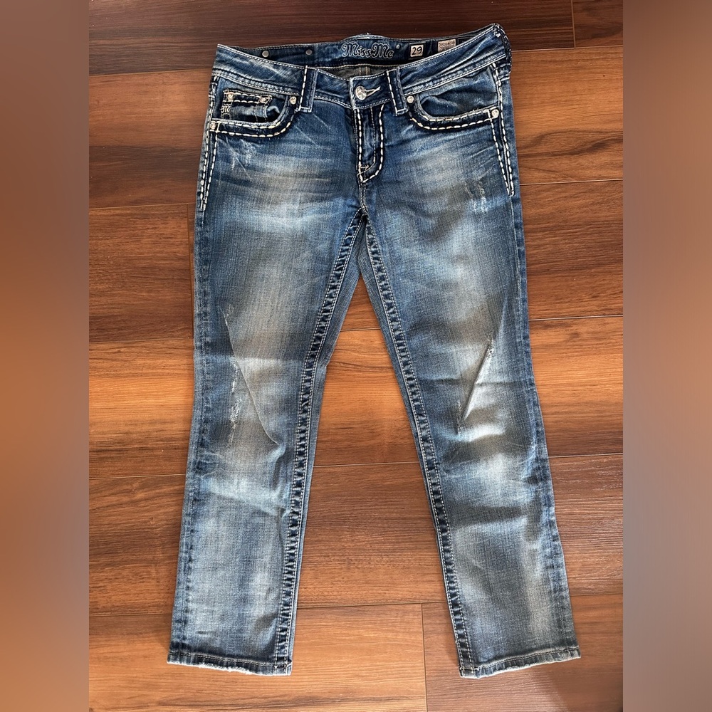 Miss Me Cropped Jean